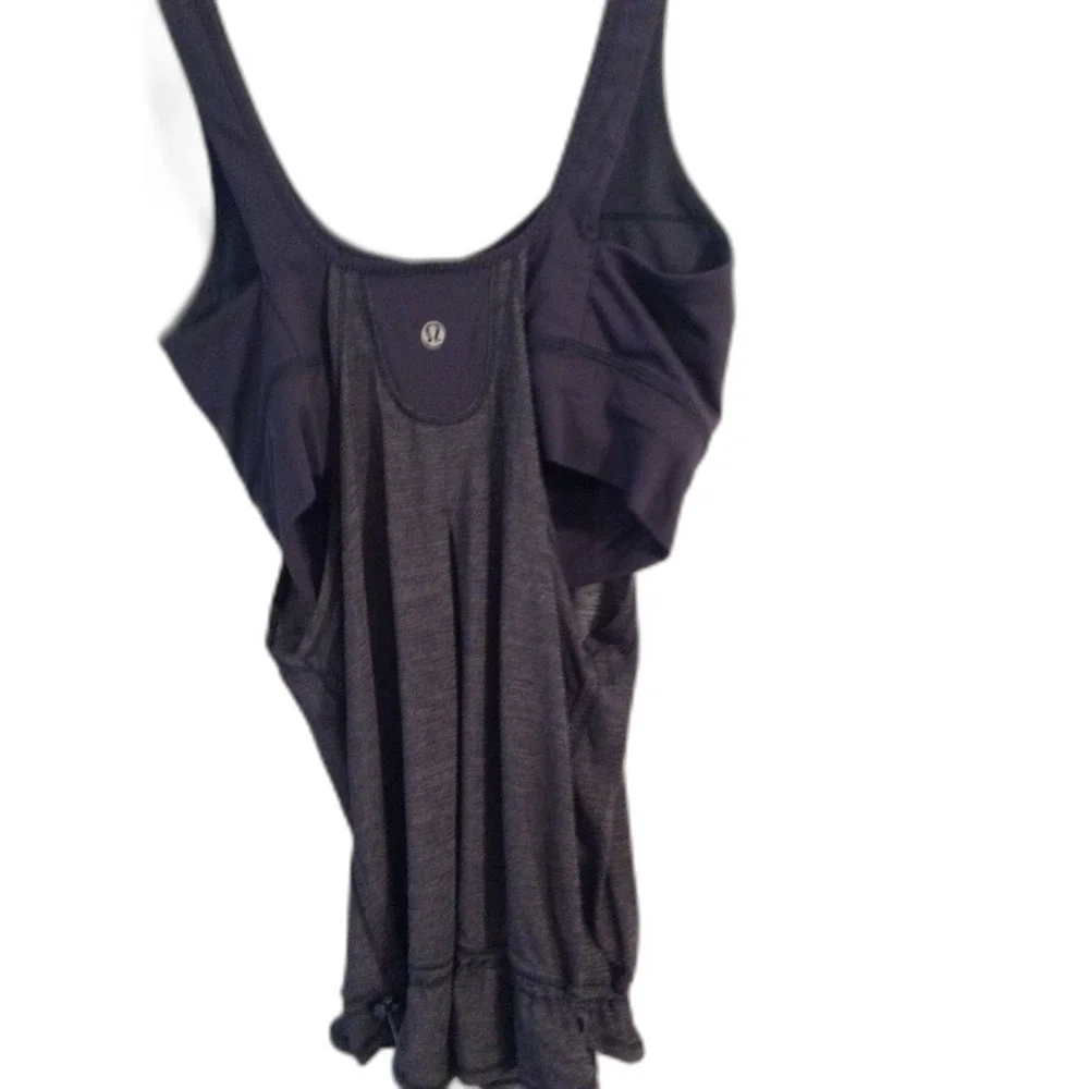 LuLuLemon 2 in 1 tank Navy Size 8 drawstring waist VNC active
